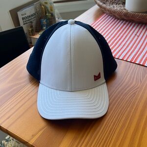 Melin NWOT Men’s hat